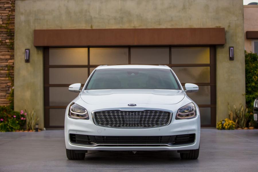  Kia K900 (RJ) 2018 года  (фото 20 из 64)